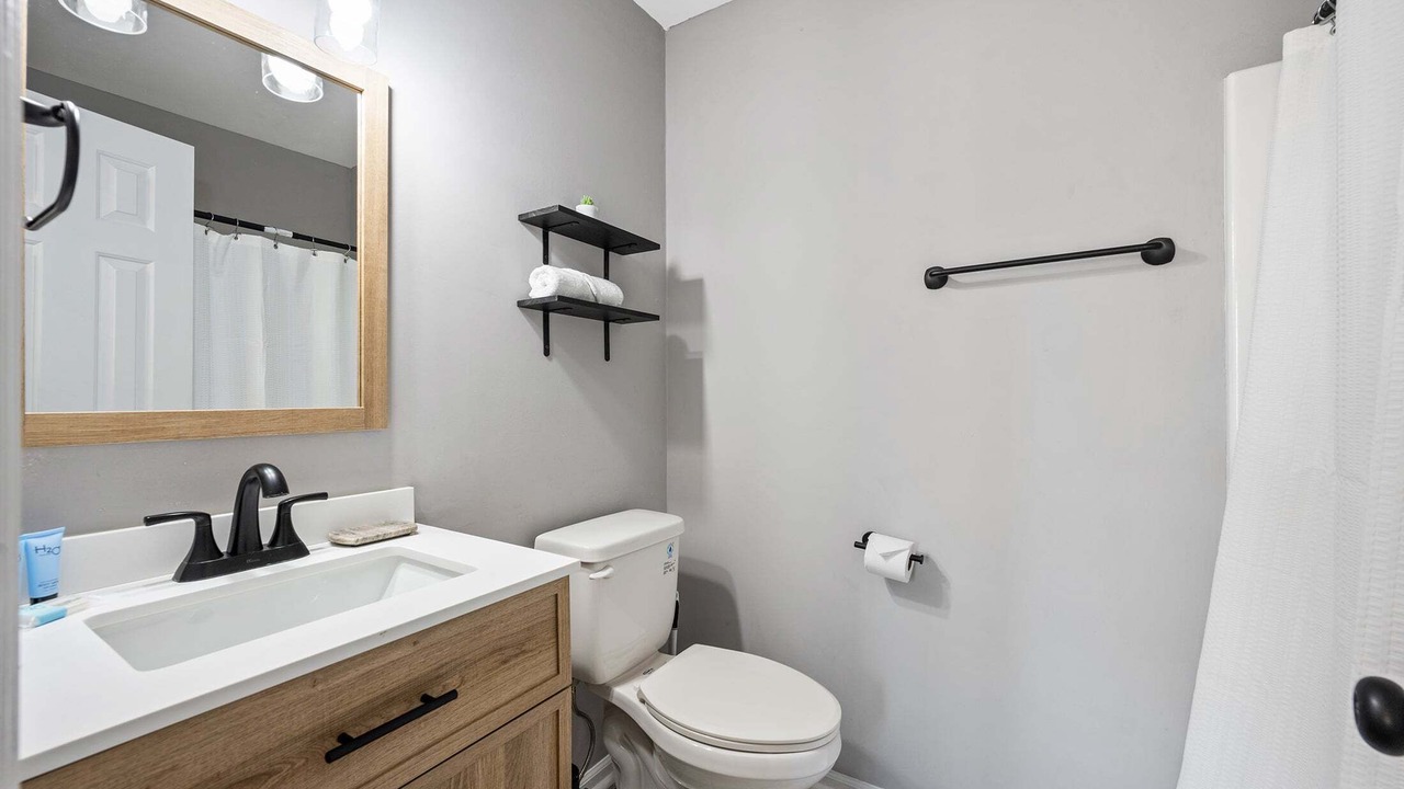 Photo of Bathroom in Port Royal