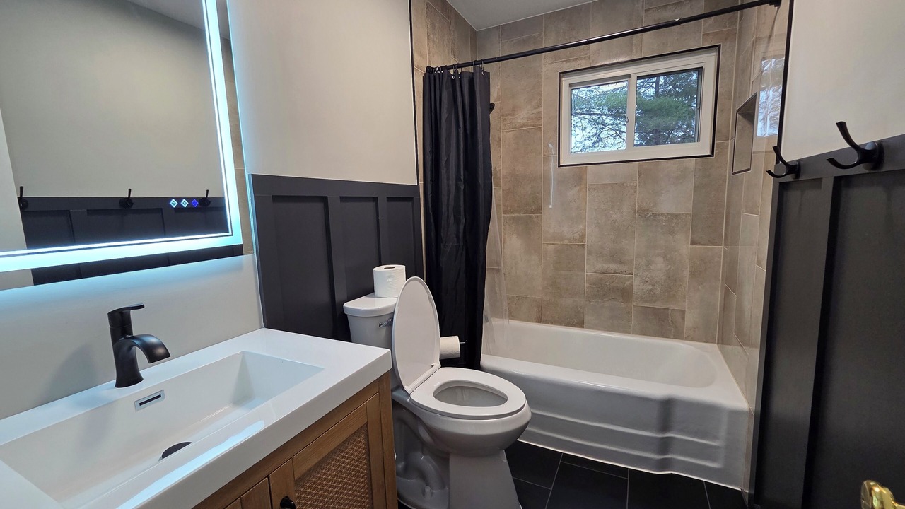 Photo of Bathroom in Oak Ridge