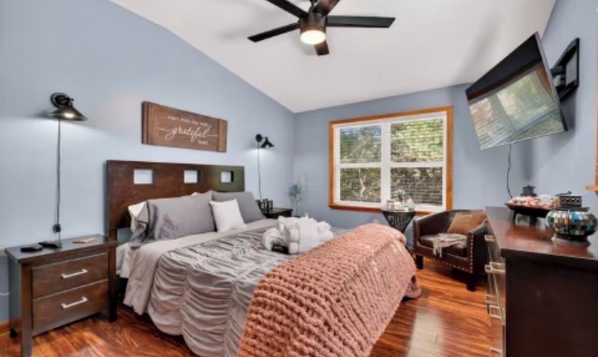 Photo of Bedroom in Blairsville