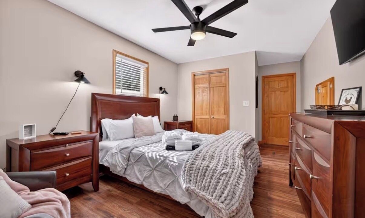 Photo of Bedroom in Blairsville