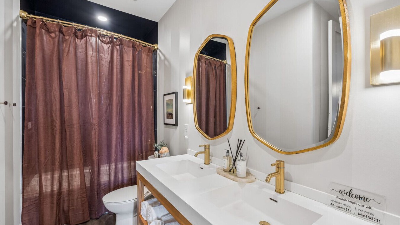 Photo of Bathroom in Rolling Mill Hill