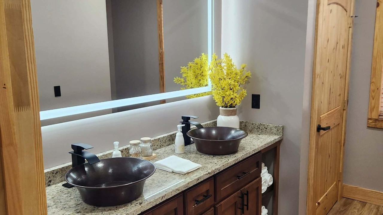 Photo of Bathroom in Campton