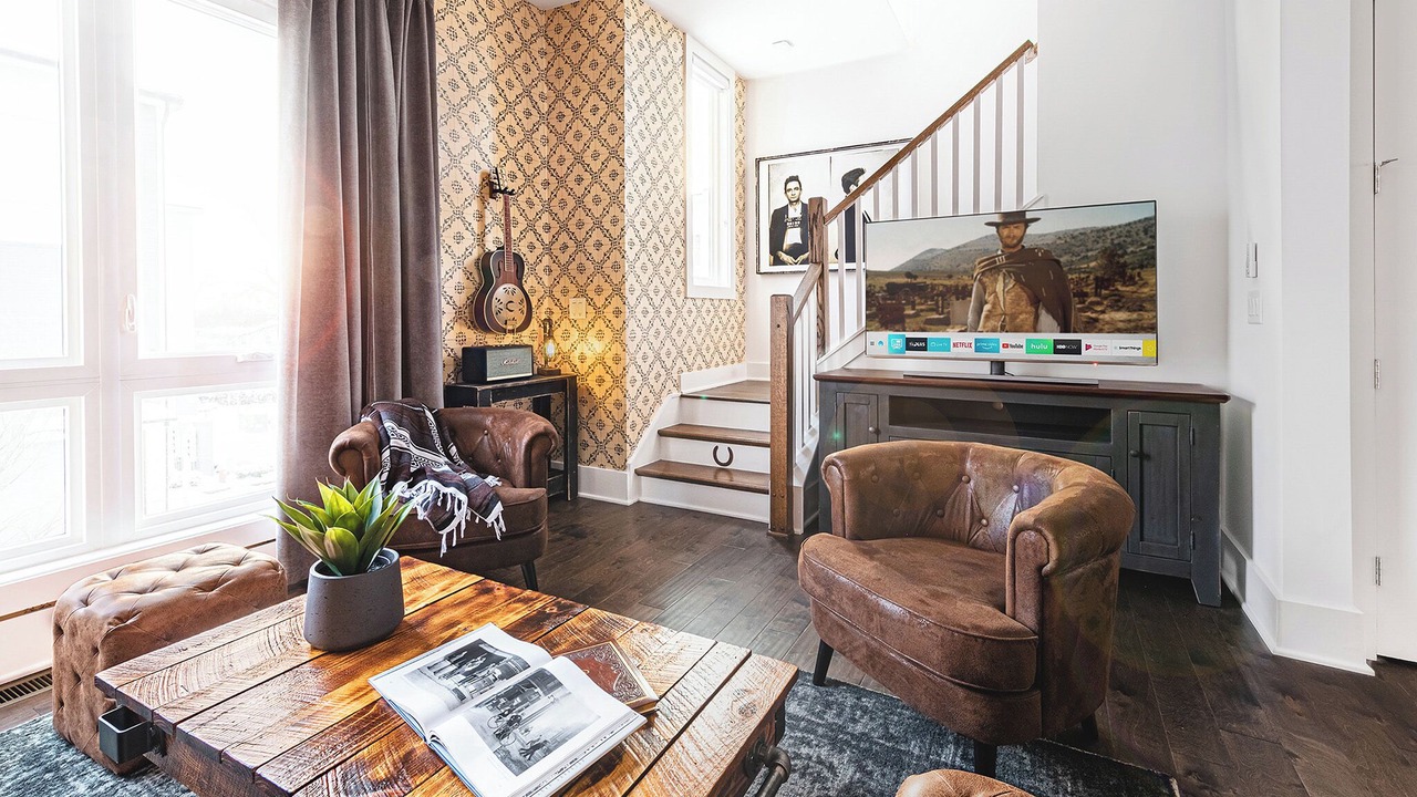 Photo of Livingroom in East Hill
