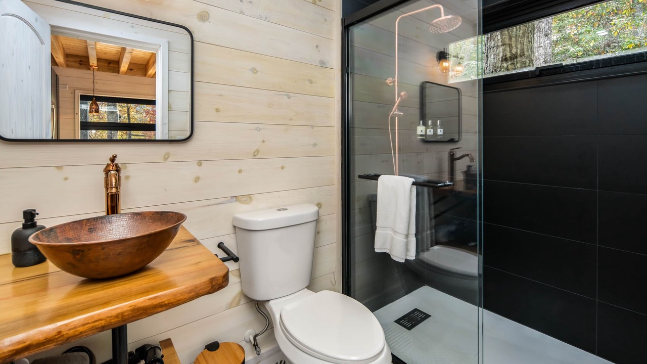 Photo of Bathroom in Highlands