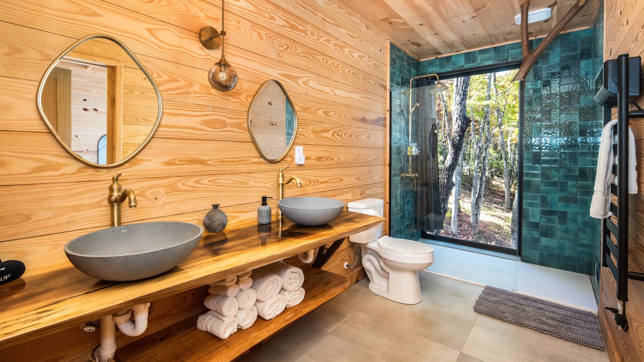 Photo of Bathroom in Sugarfork