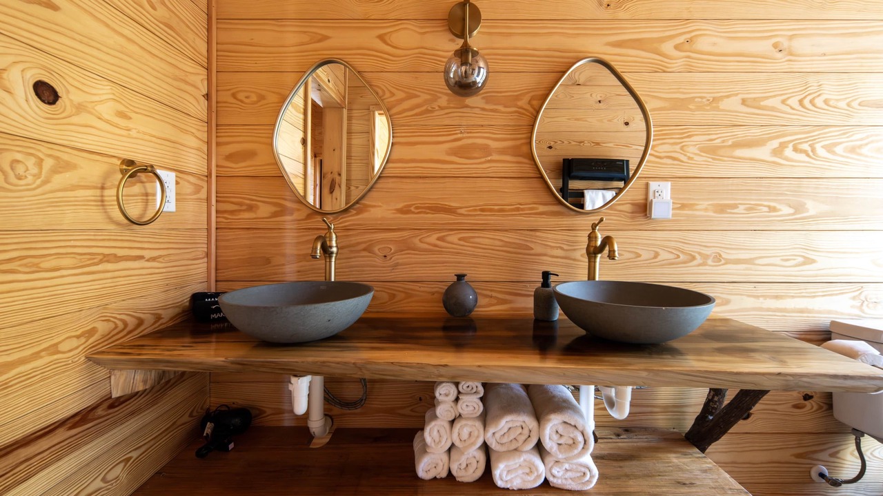 Photo of Bathroom in Sugarfork