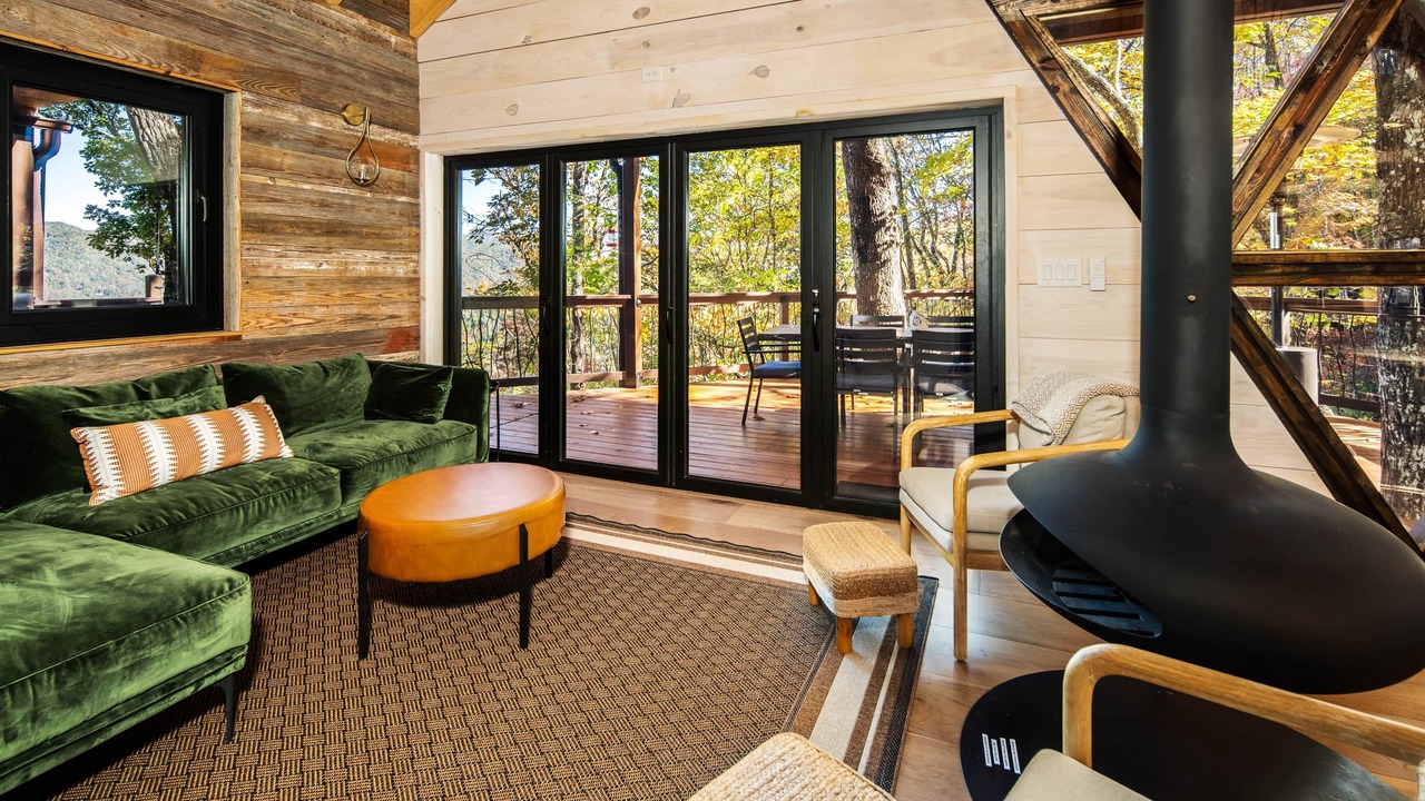 Photo of Livingroom in Sugarfork