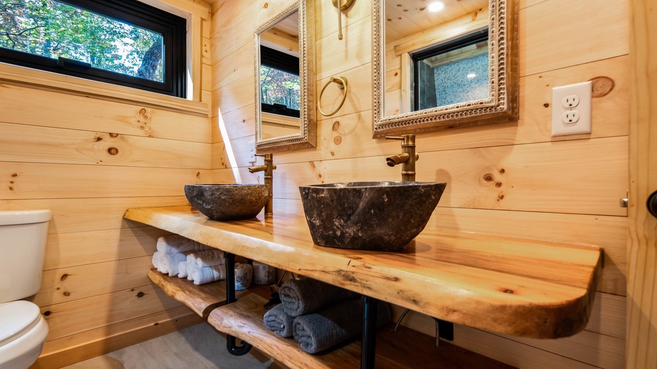 Photo of Bathroom in Sugarfork
