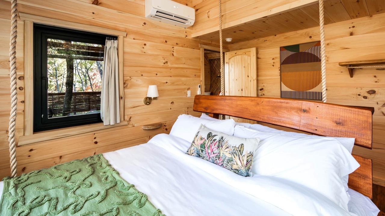 Photo of Bedroom in Sugarfork