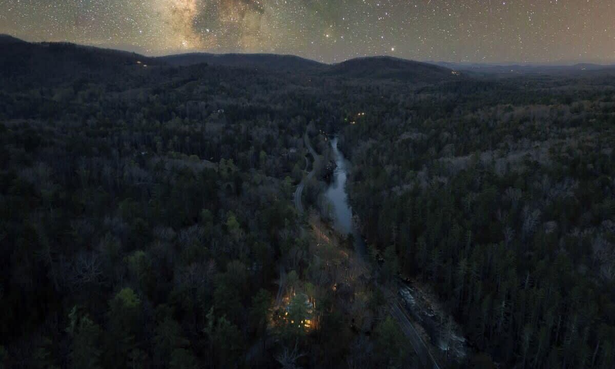 Photo of Outdoor in Raccoon Ridge