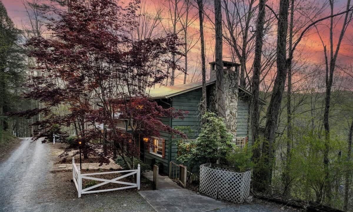 Photo of Outdoor in Raccoon Ridge