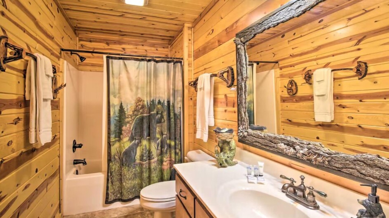 Photo of Bathroom in Helen