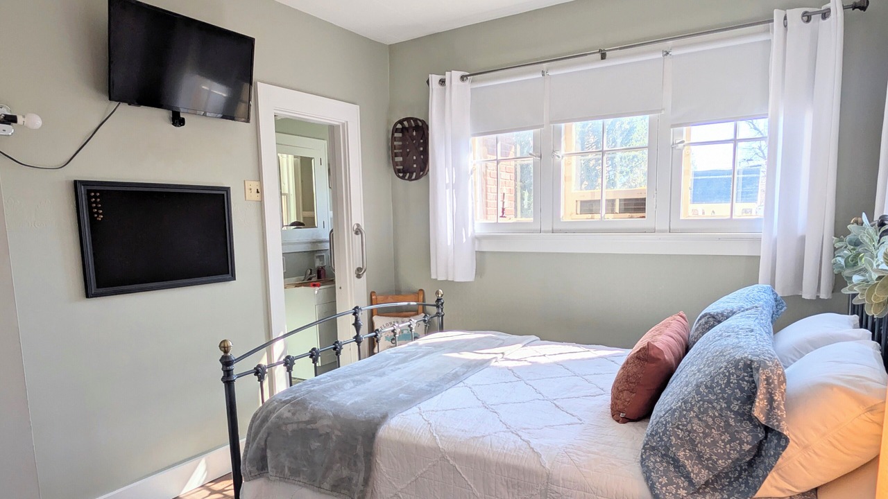 Photo of Bedroom in Eaton