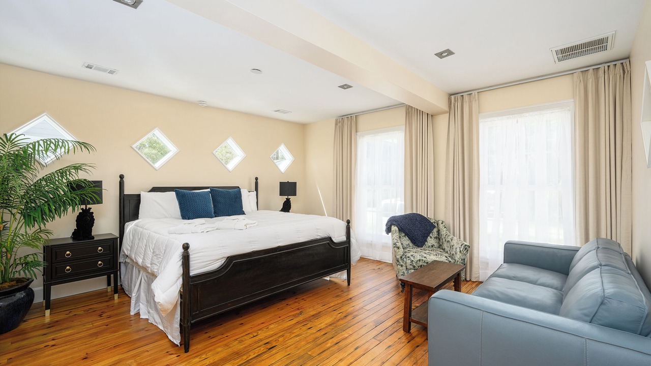 Photo of Bedroom in The Old Commons