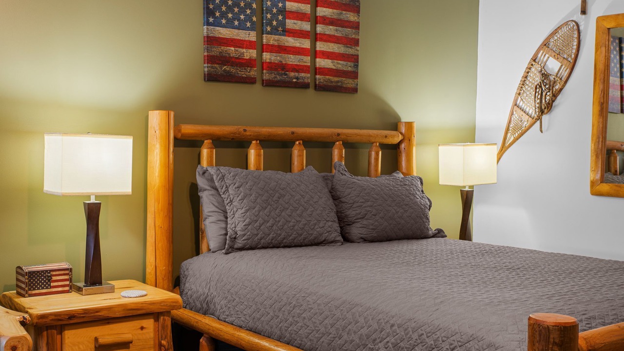 Photo of Bedroom in Wears Valley