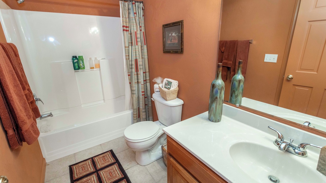 Photo of Bathroom in Hidden Valley