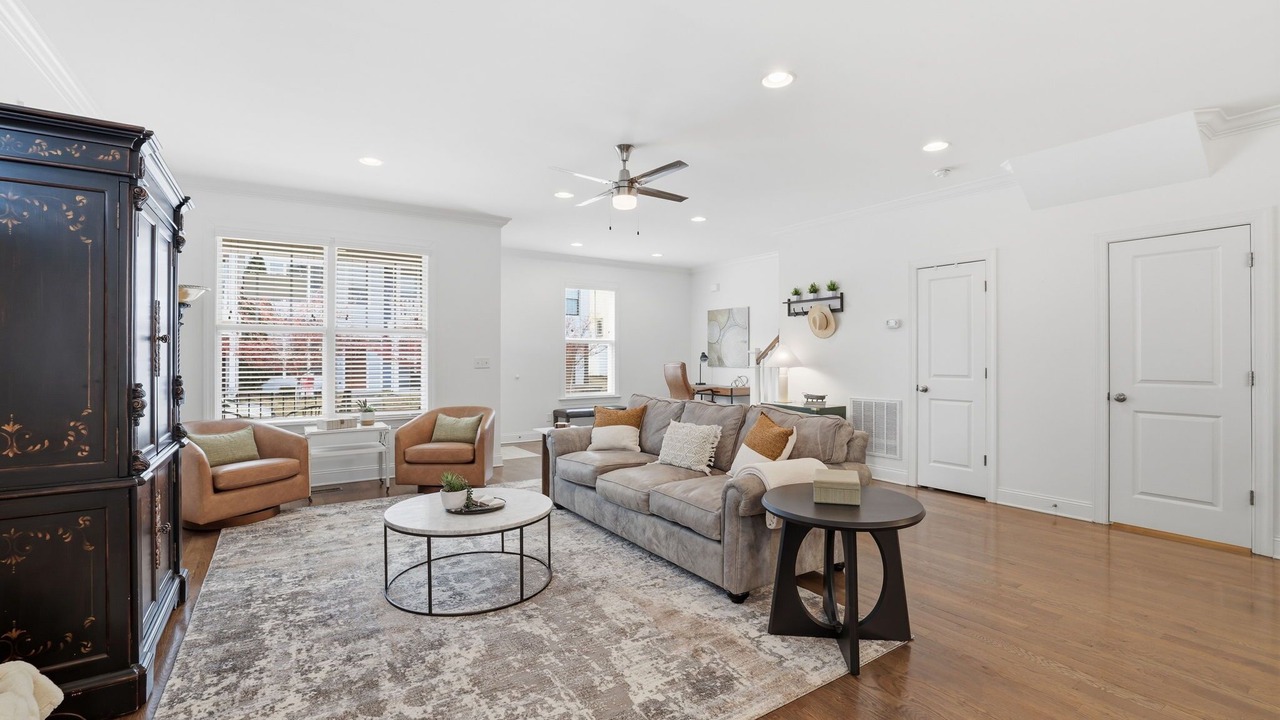 Photo of Livingroom in Chattanooga