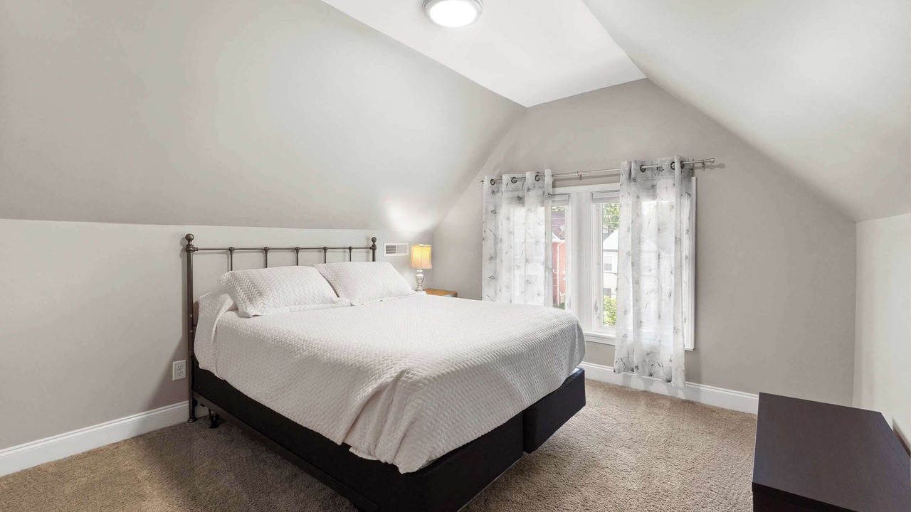 Photo of Bedroom in Cincinnati