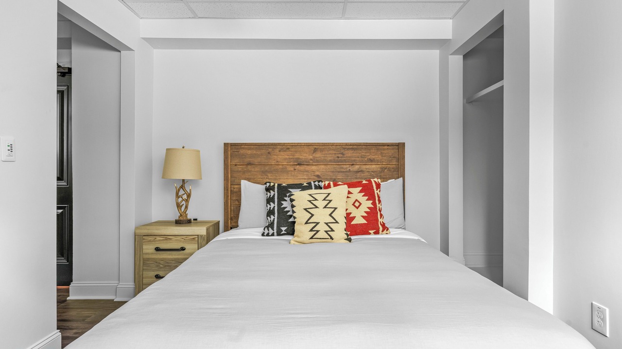 Photo of Bedroom in Charlotte Street