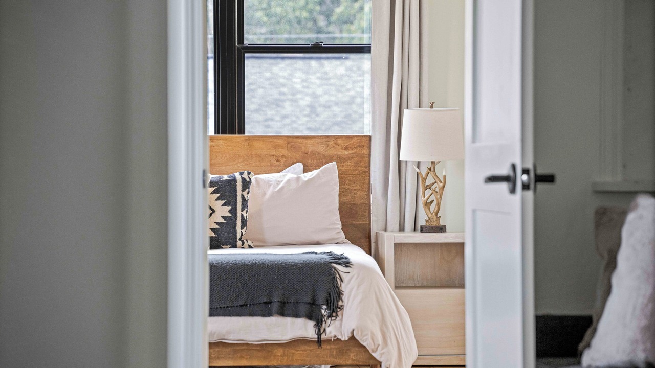 Photo of Bedroom in Charlotte Street