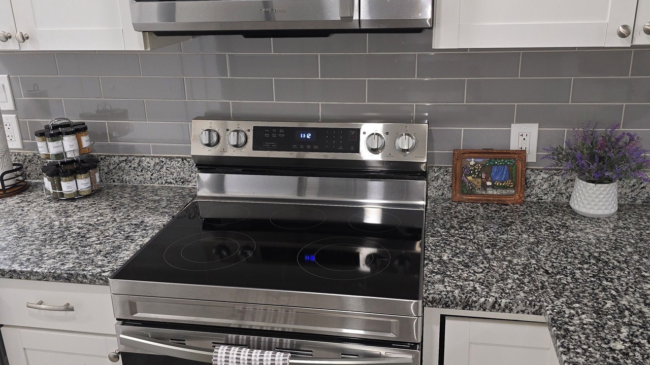 Photo of Kitchen in Ponderosa - Wingate
