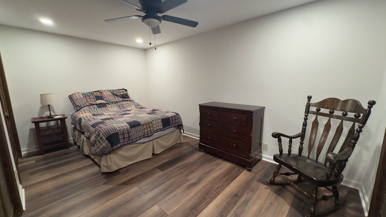 Photo of Bedroom in Dawsonville