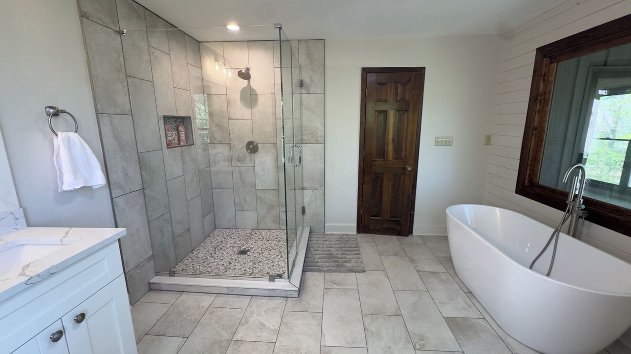 Photo of Bathroom in Dawsonville