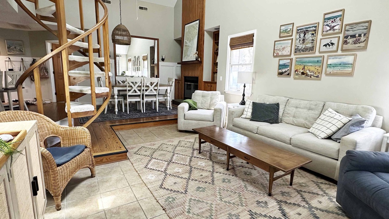 Photo of Livingroom in Ocean Ridge