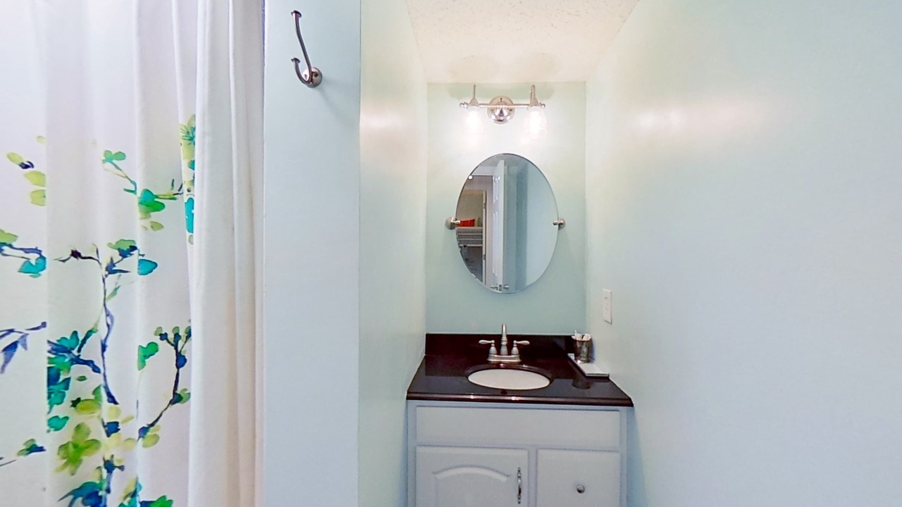 Photo of Bathroom in Palmetto Dunes