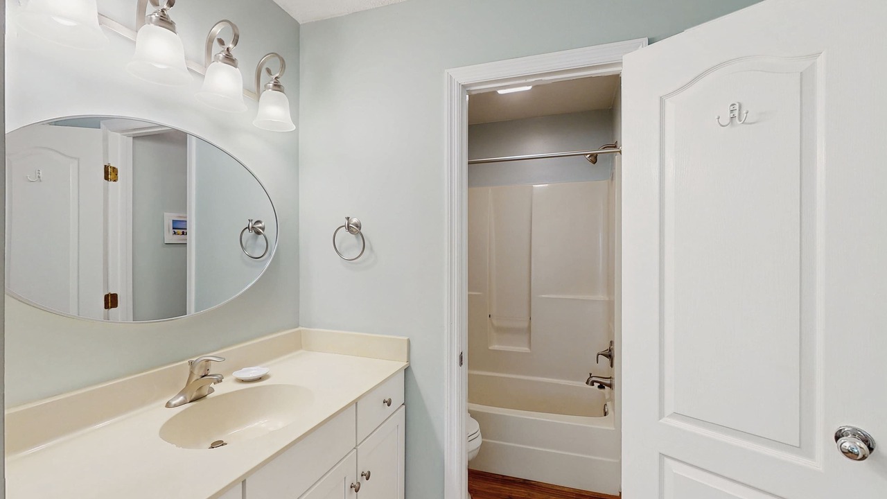 Photo of Bathroom in Ocean Ridge
