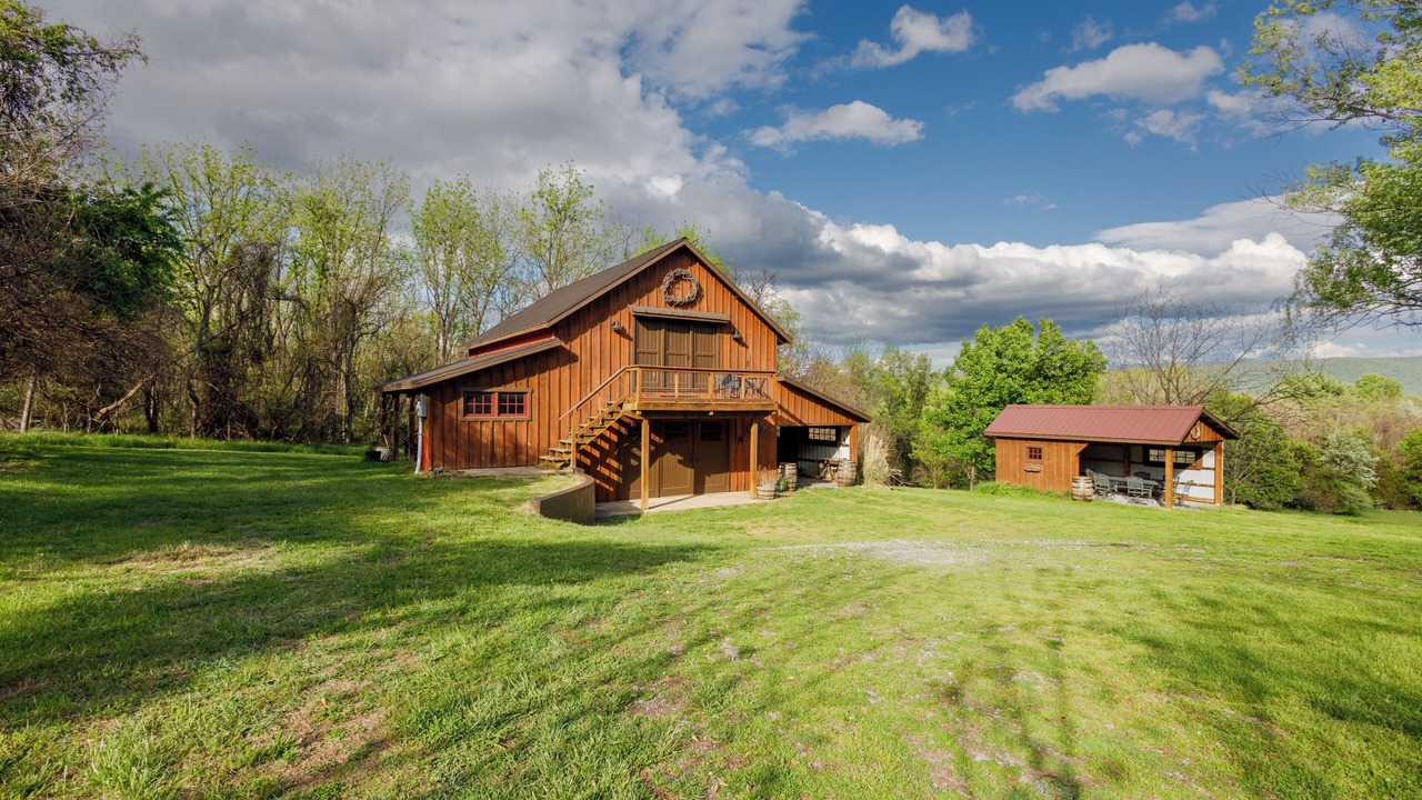 Photo of Outdoor in Bakerton