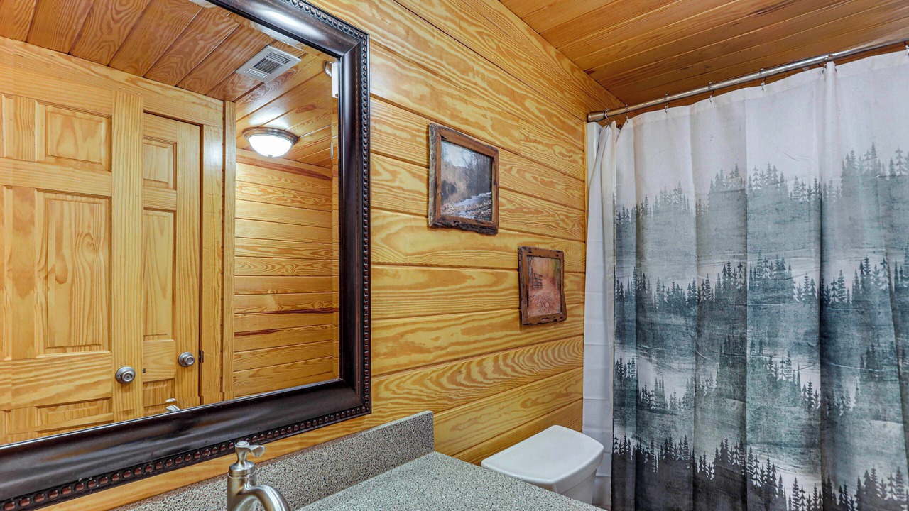 Photo of Bathroom in Tennga