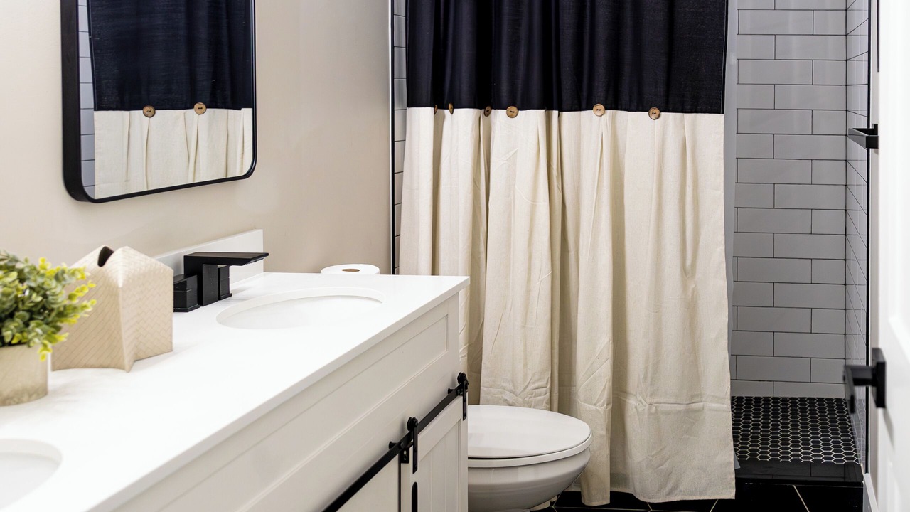 Photo of Bathroom in Troutman