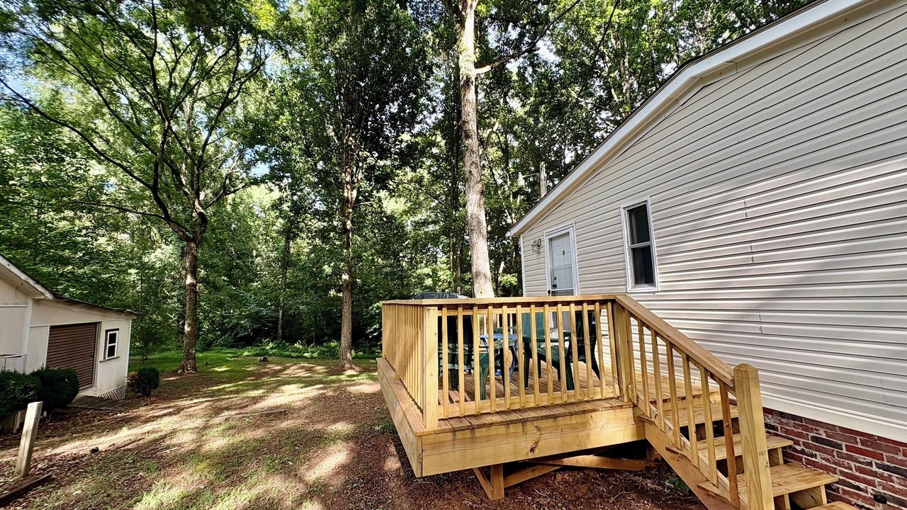 Photo of Outdoor in Huntersville