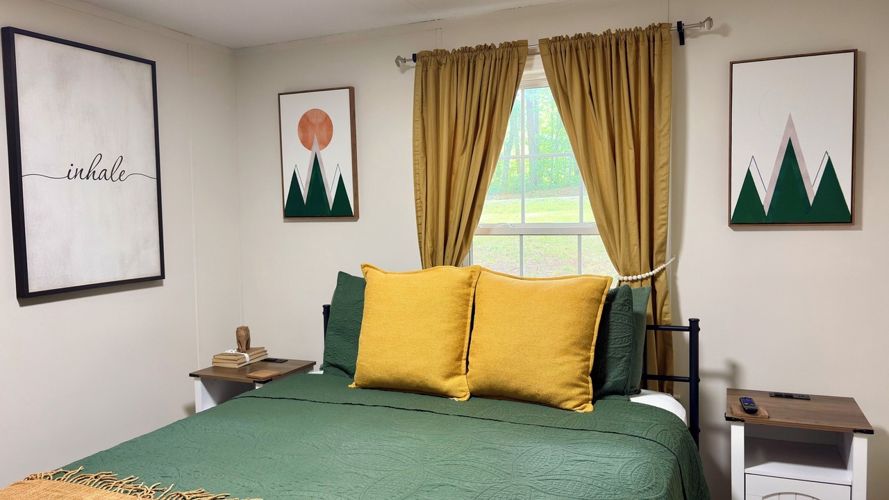 Photo of Bedroom in Huntersville
