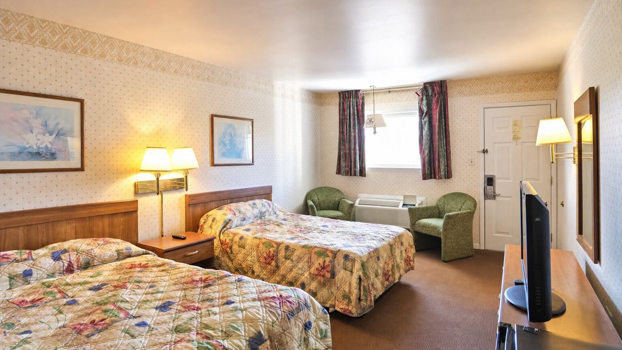 Photo of Bedroom in Lewisburg