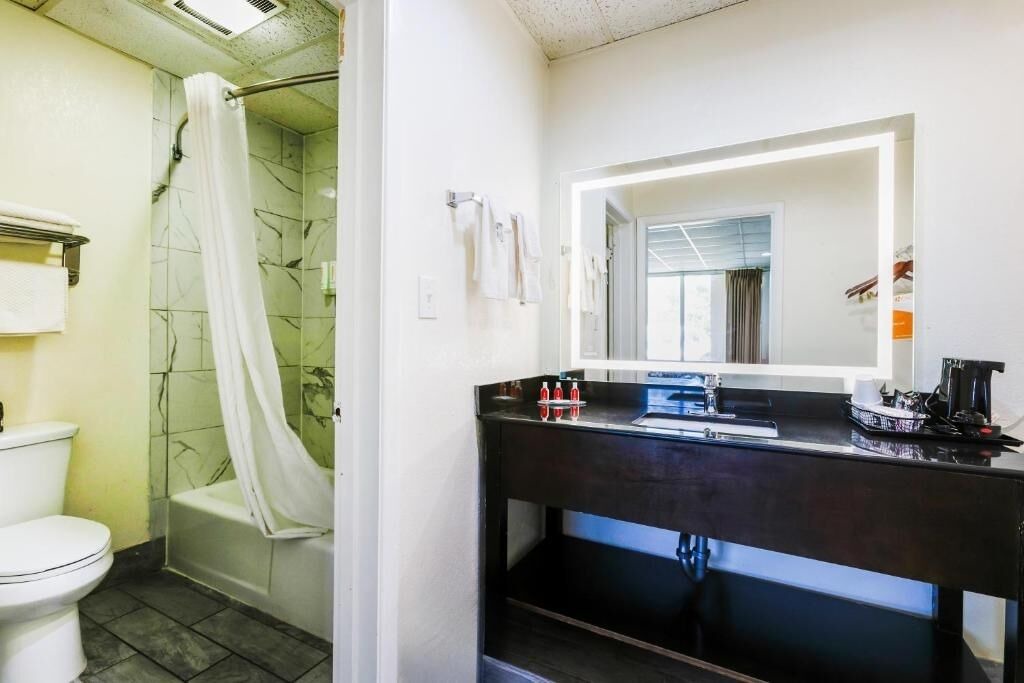Photo of Bathroom in Wytheville
