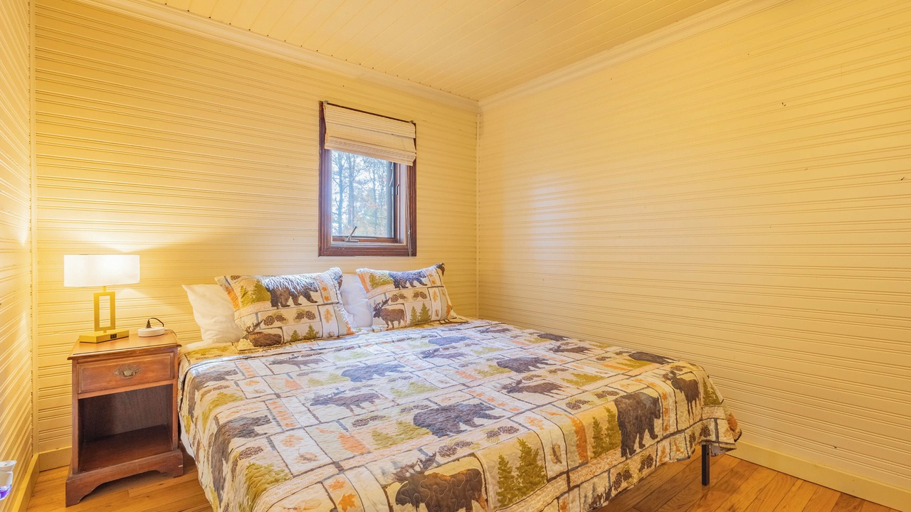 Photo of Bedroom in Rogers
