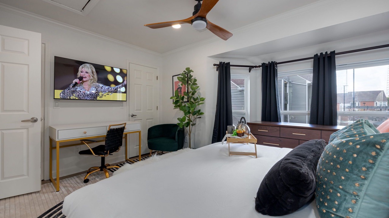 Photo of Bedroom in Rutledge Hill