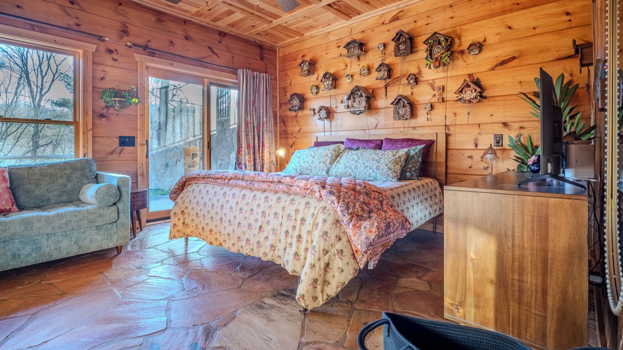 Photo of Bedroom in Suches