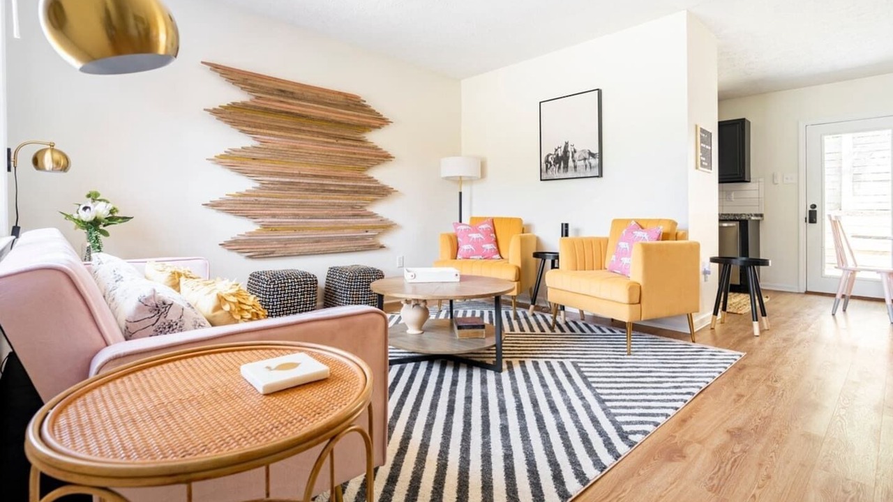 Photo of Livingroom in Lexington