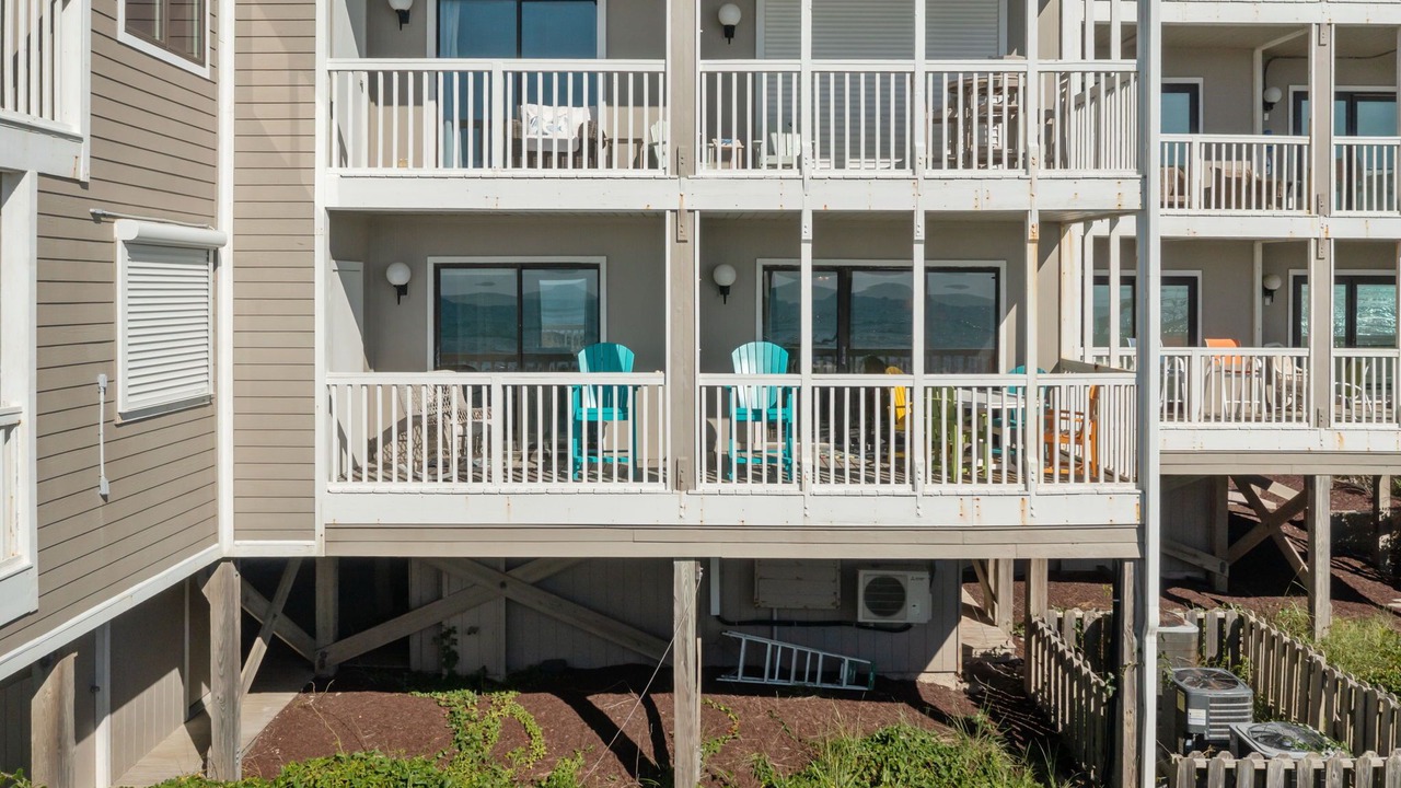 Photo of Patio Balcony in Pine Knoll Shores