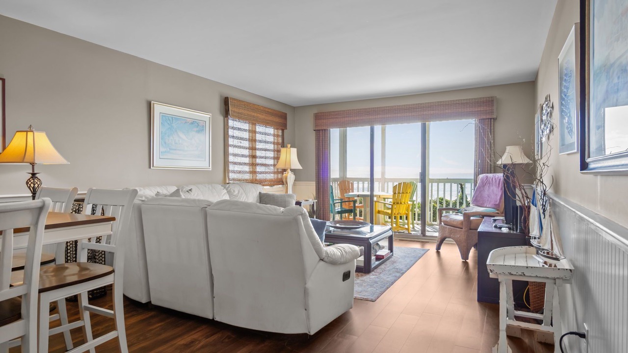 Photo of Patio Balcony in Pine Knoll Shores