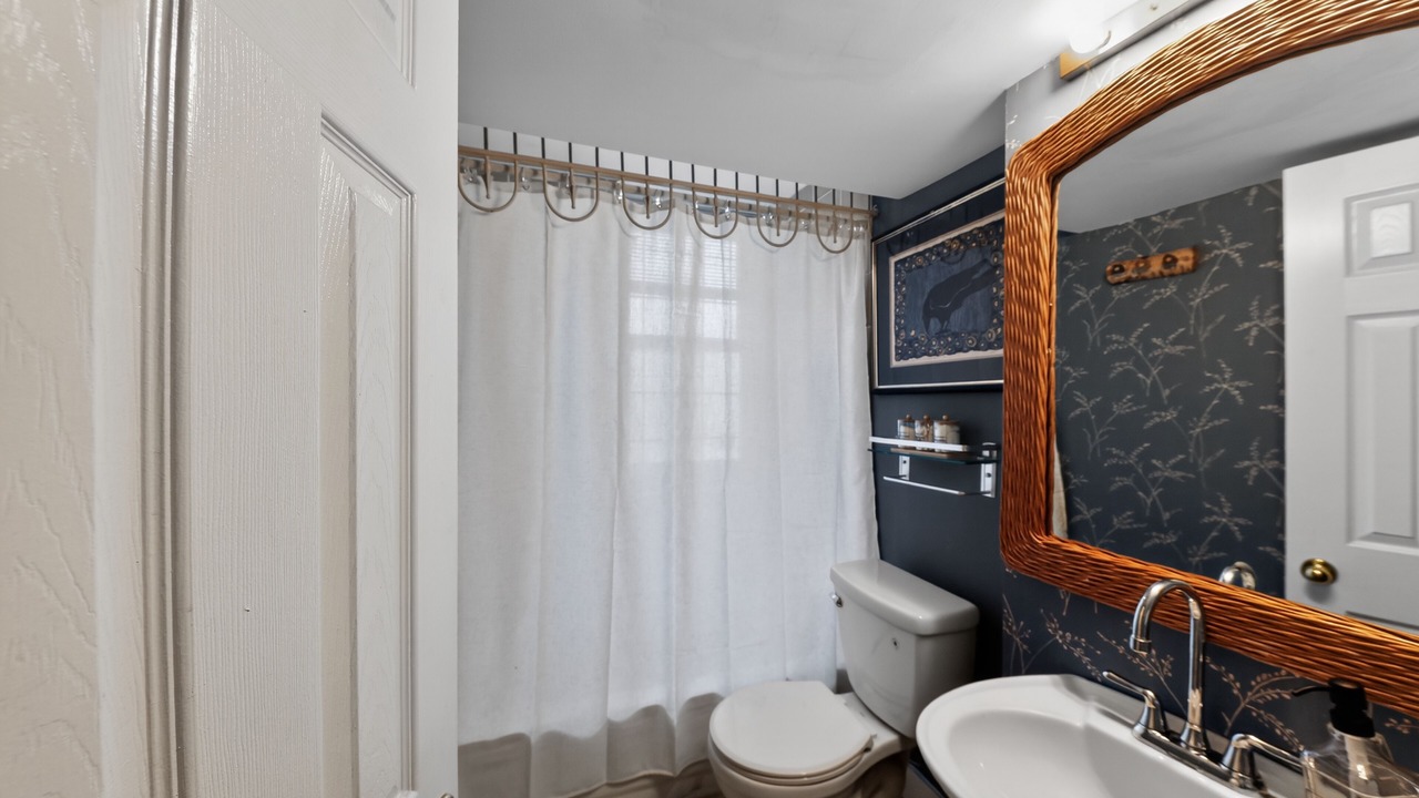 Photo of Bathroom in Mount Auburn