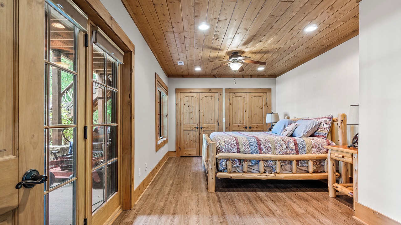 Photo of Bedroom in Pikeville