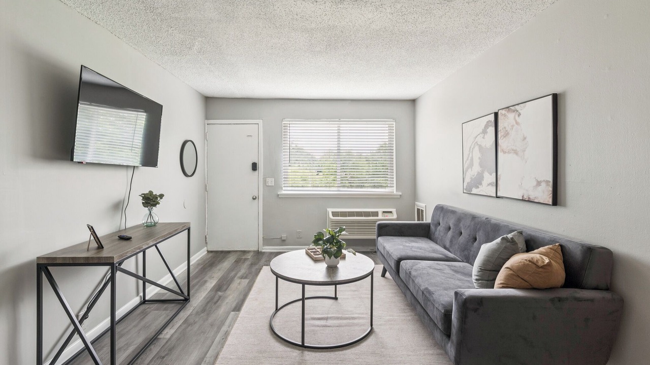 Photo of Livingroom in Glengarry