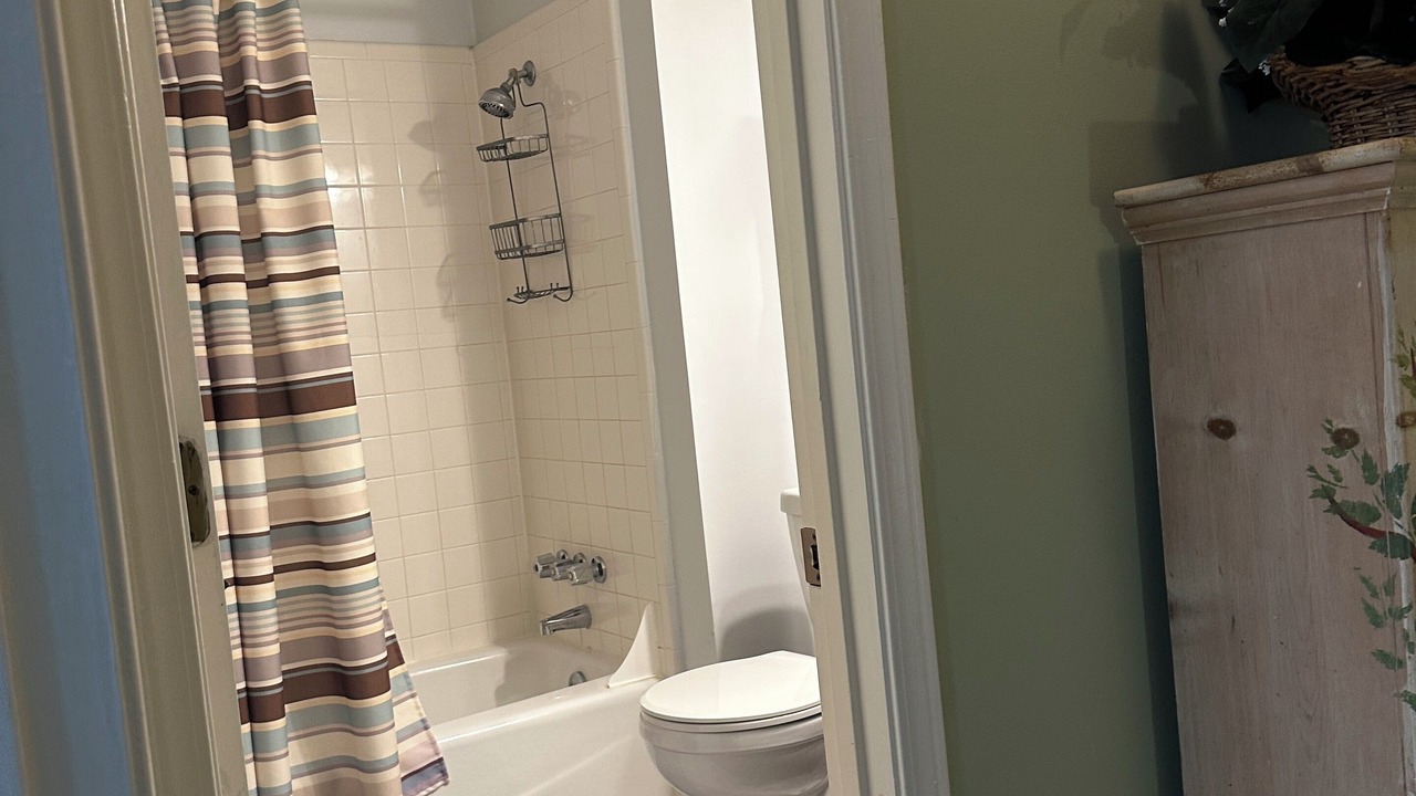 Photo of Bathroom in Toccoa