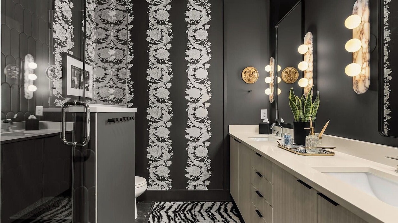 Photo of Bathroom in Talbot's Corner
