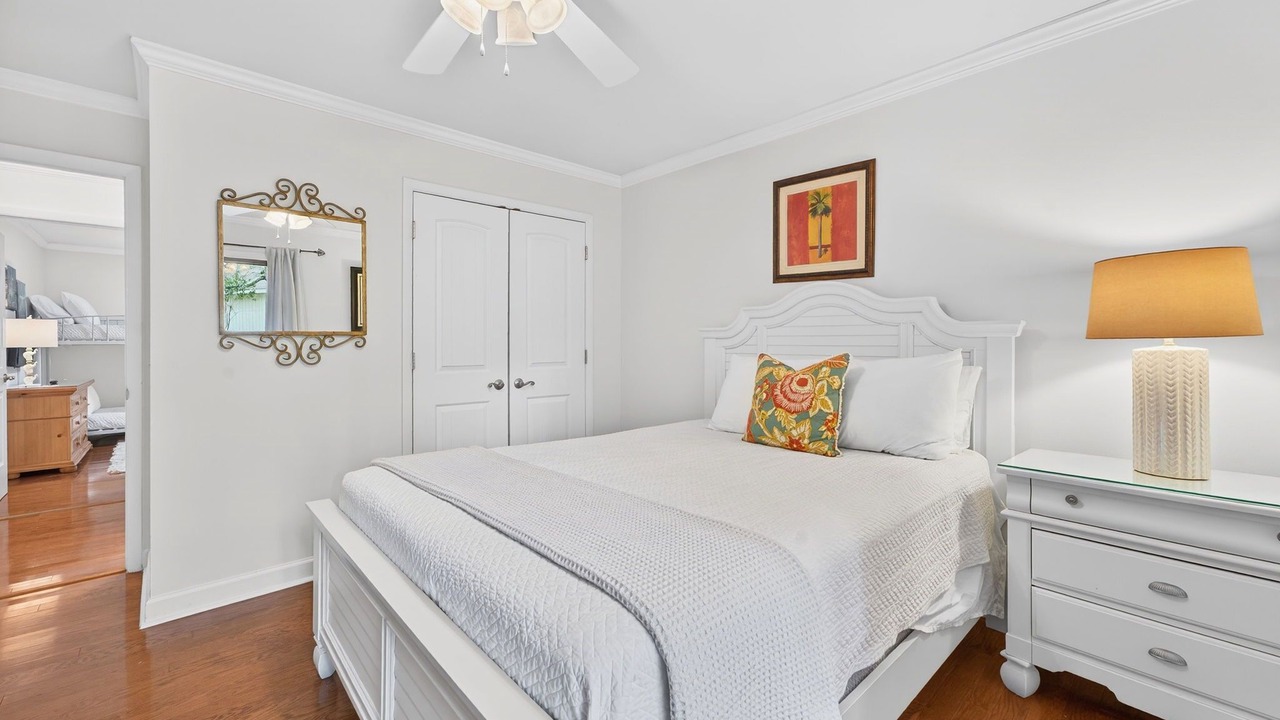 Photo of Bedroom in Twin Oaks