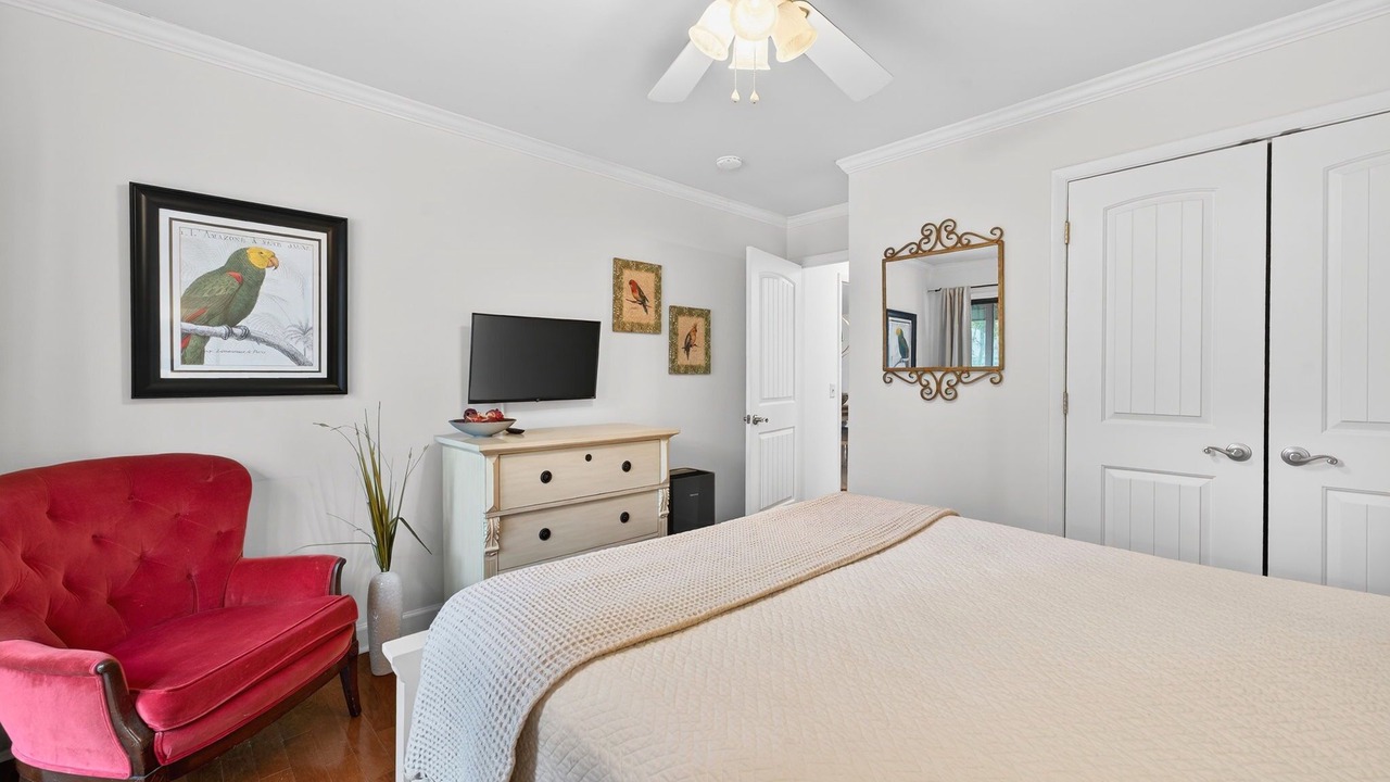 Photo of Others in Twin Oaks